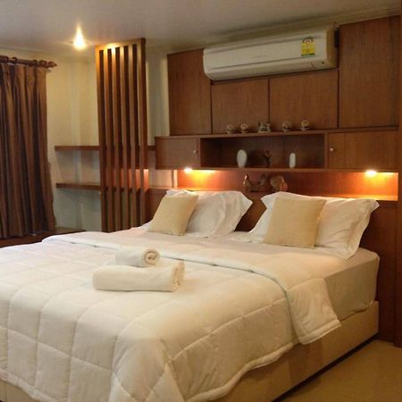 Nai Harn Ruankeaw Homestay מראה חיצוני תמונה