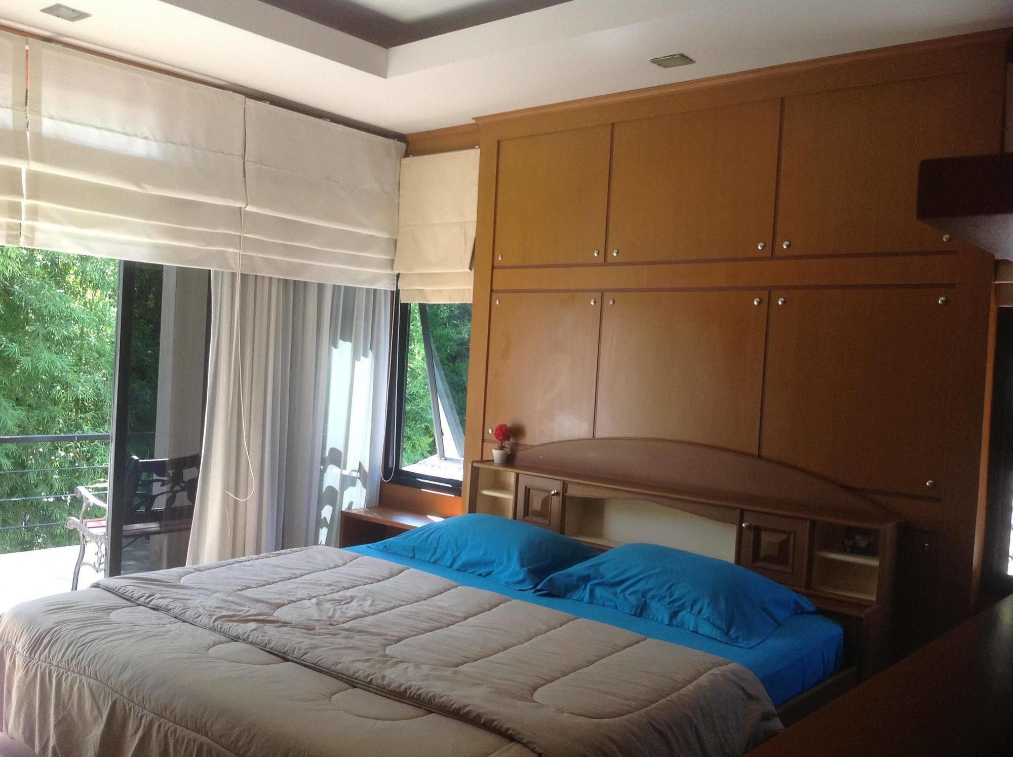 Nai Harn Ruankeaw Homestay מראה חיצוני תמונה